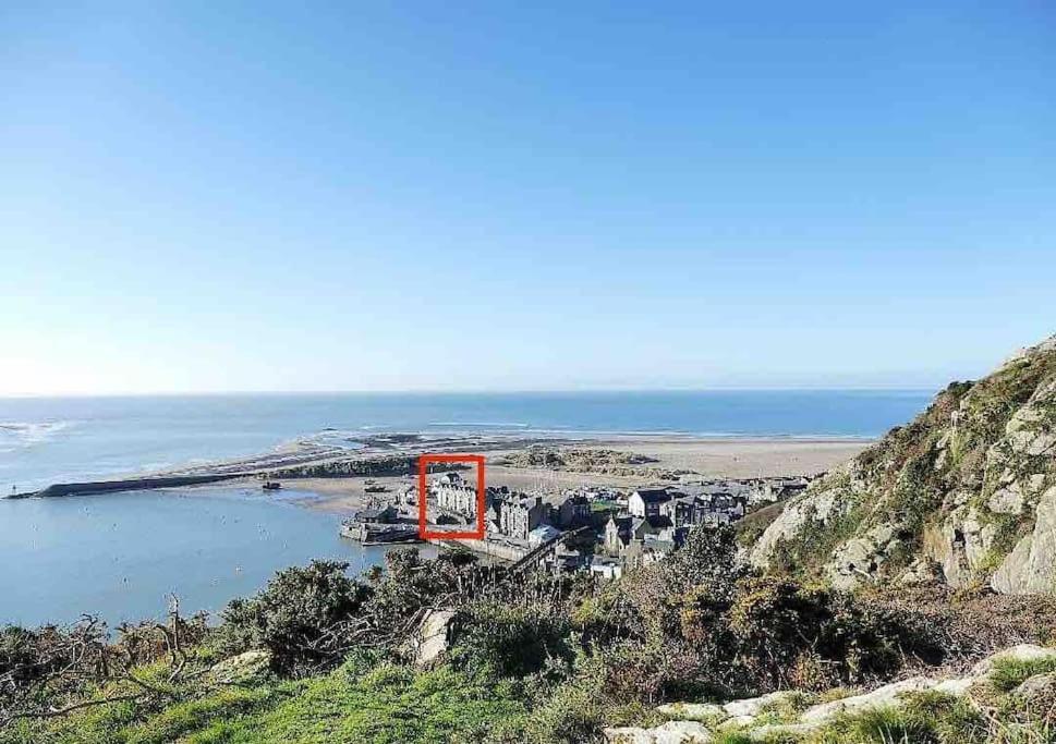 Harbourside 2 Bed Apartment, Bridge Views