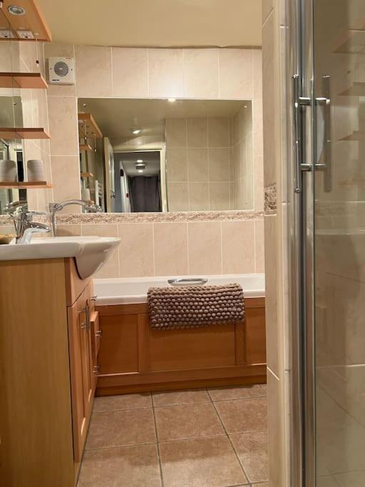 Harbourside 2 Bed Apartment, Bridge Views Apartamento Barmouth