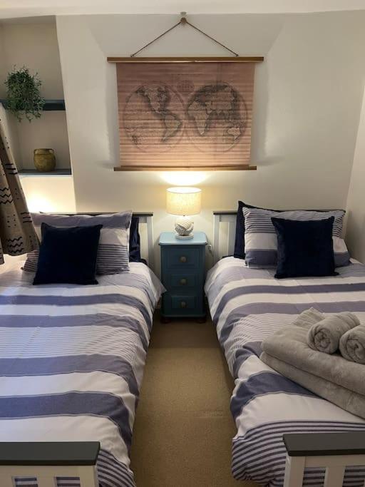 Harbourside 2 Bed Apartment, Bridge Views Barmouth