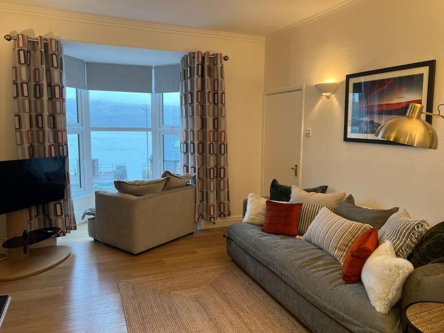 Harbourside 2 Bed Apartment, Bridge Views *